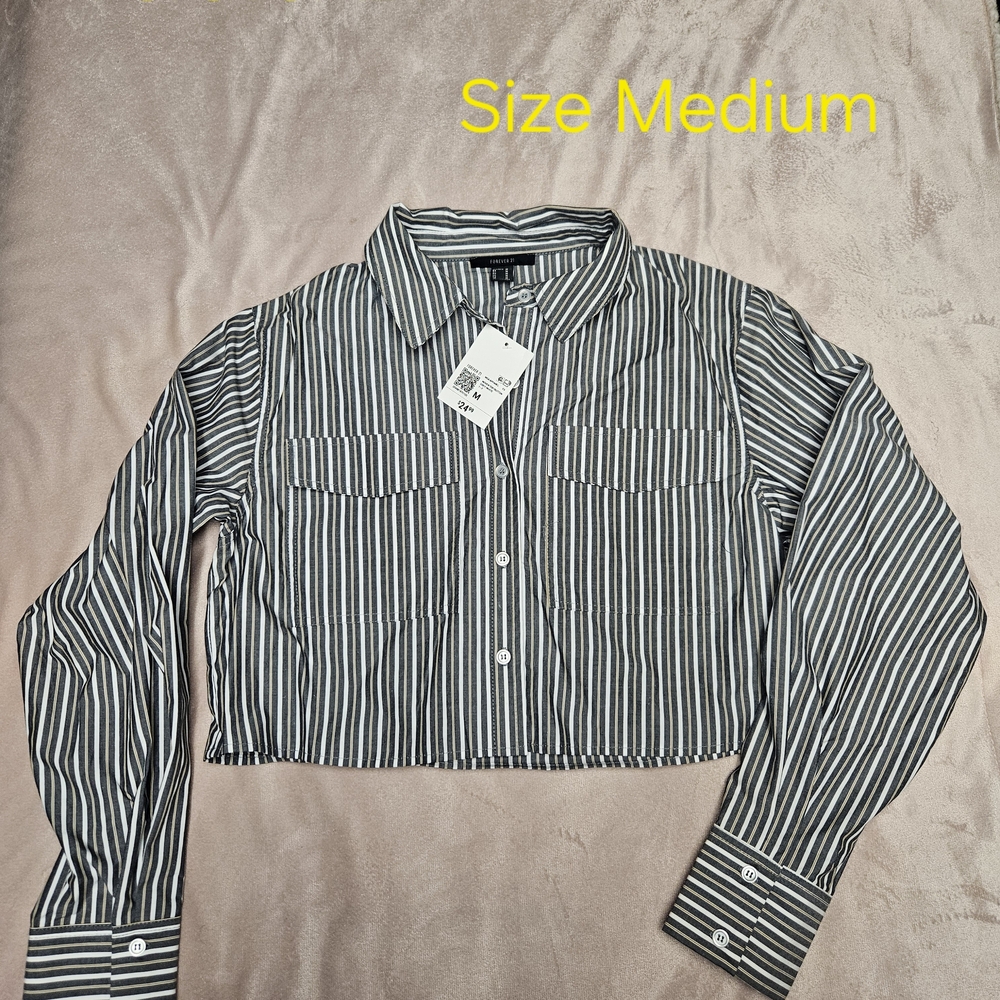 Forever 21 Black & White Striped Cropped Button-Down Shirt